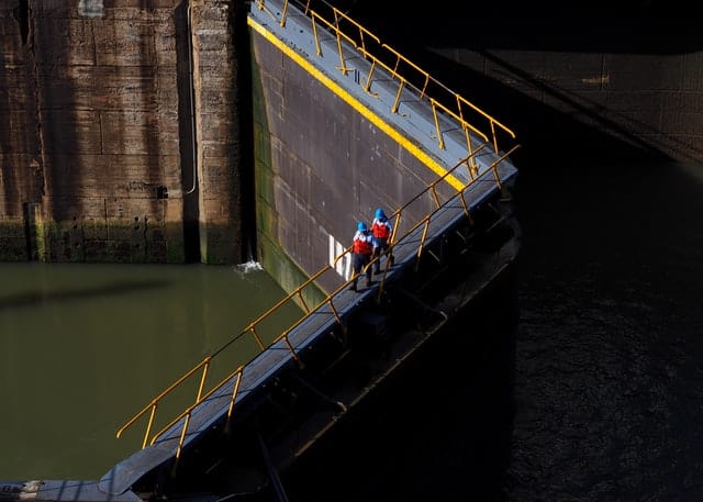 panama canal yacht