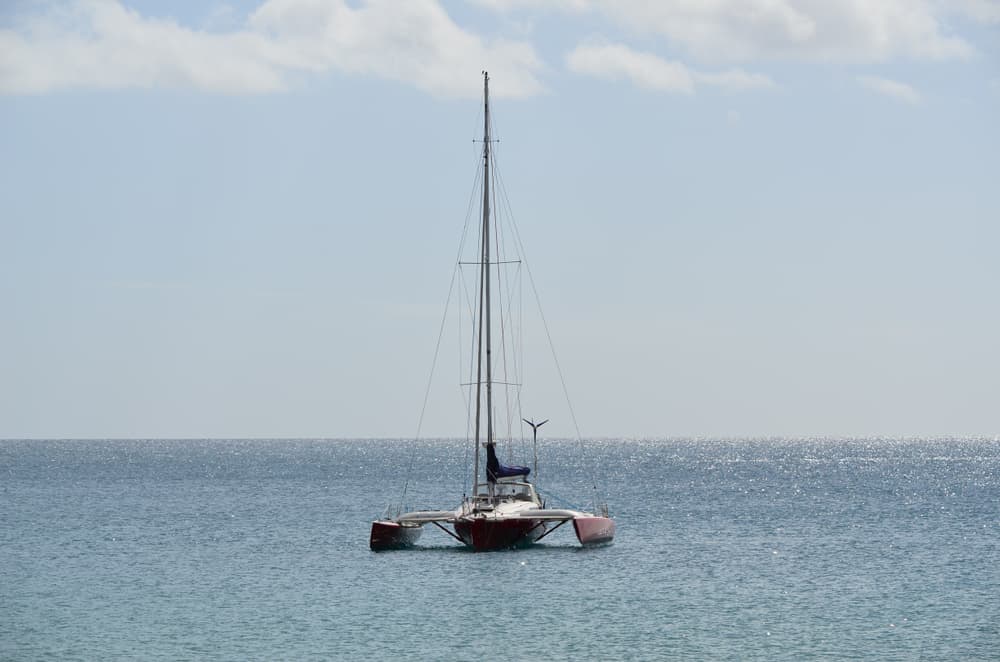 catamaran vs trimaran speed