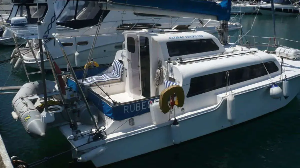 20' power catamaran