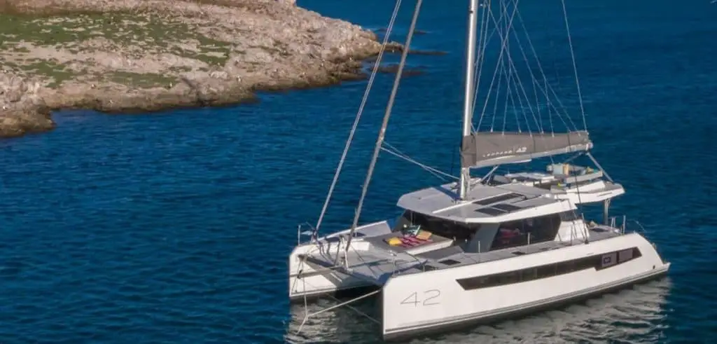 top 10 catamaran manufacturers