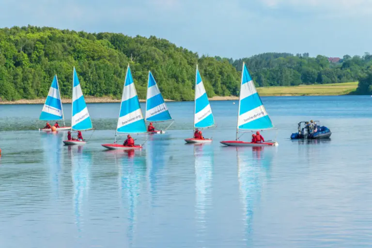 Sailing Lesson? When To Take It, and When to Skip! Catamaran Freedom
