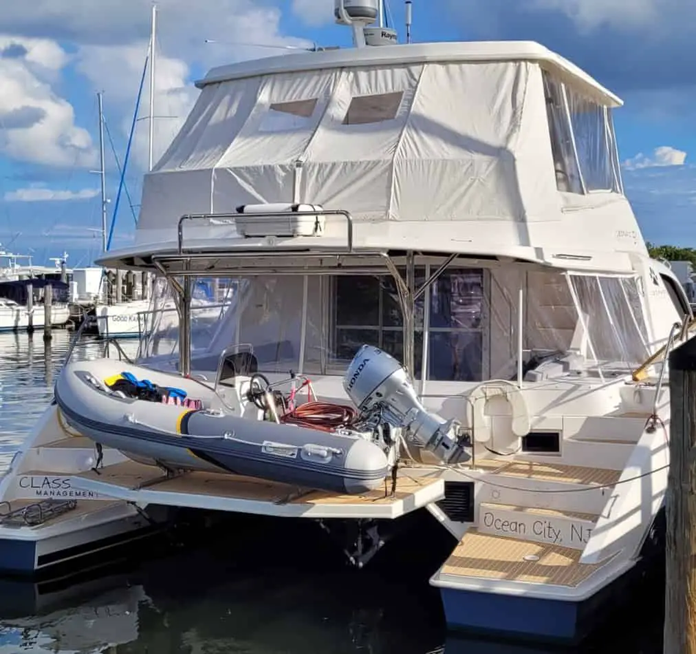 power catamarans in rough seas