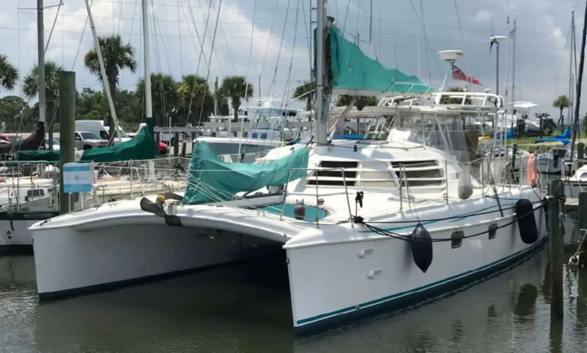 manta 42 catamaran price